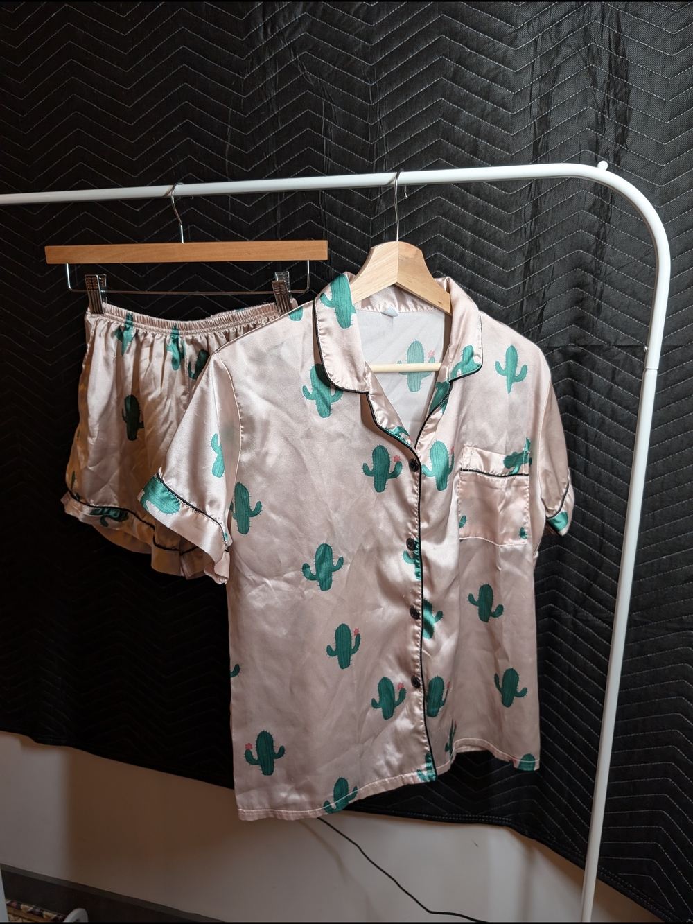 Silky Cactus Print Pajama Set - Pink/Green